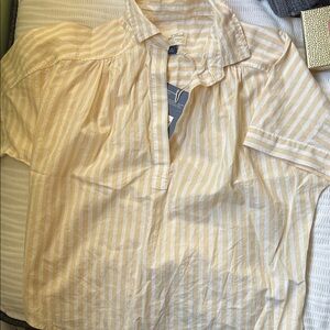 Universal Threads Stripes Shirt Size Xs. Nwt